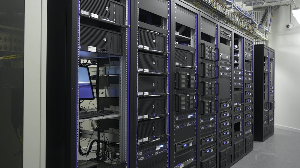Naviguer dans le monde du web hosting : Comment choisir le meilleur hébergeur pour votre site?